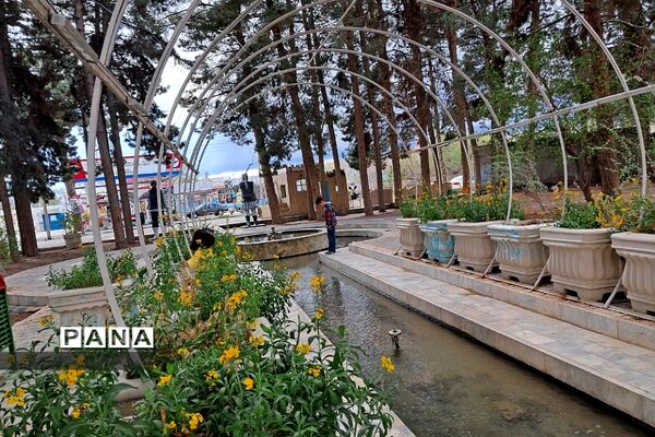پارک آبی قنات  قَصَبه گناباد گذرگاه عبور عمیق‌ترین قنات جهان