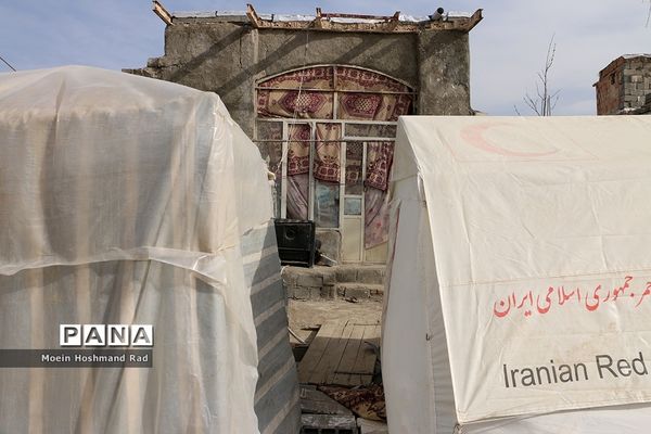 زندگی با امید در جریان است