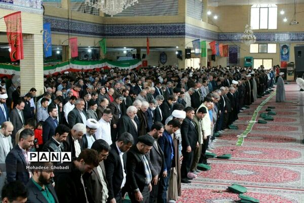 اولین نماز جمعه ماه مبارک رمضان در شهر گلستان شهرستان بهارستان