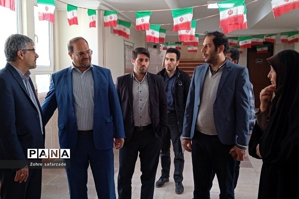 بازدید مسئولان شهری از روند اجرایی ستاد اسکان نوروزی آموزش و پرورش رودهن