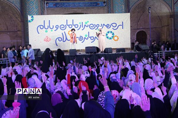 اجتماع بزرگ روزه اولی ها با حضور ابوذر روحی در دارالعباده