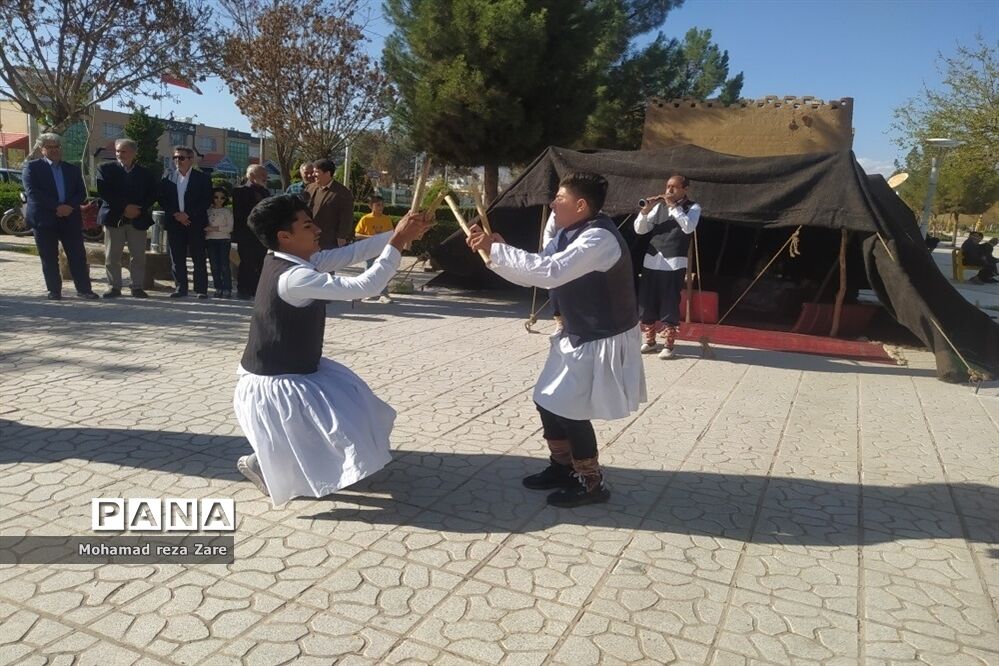 برپایی ۱۲ سیاه چادر عشایری در پایتخت