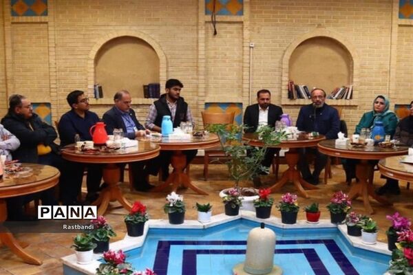 نشست نوروزی رئیس ستاد سمن ها با فعالان حوزه تشکل‌ها