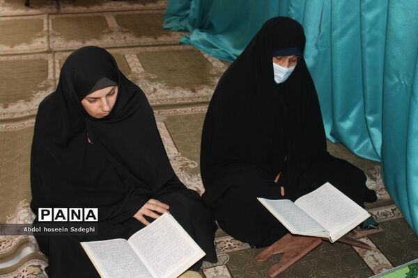 محفل انس با قرآن در اداره‌کل آموزش و پرورش استان بوشهر