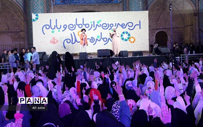 جشن بزرگ روزه اولی‌ها در دارالعباده برگزار شد