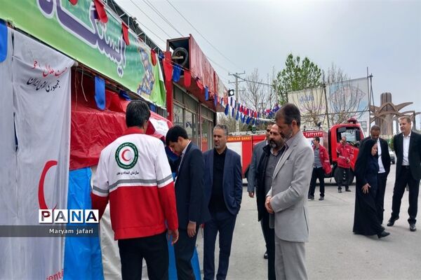 بازدید مسئولان از خدمات هلال‌احمر در صفادشت