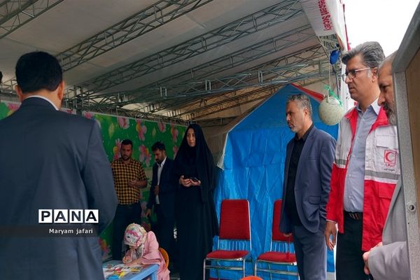 بازدید مسئولان از خدمات هلال‌احمر در صفادشت