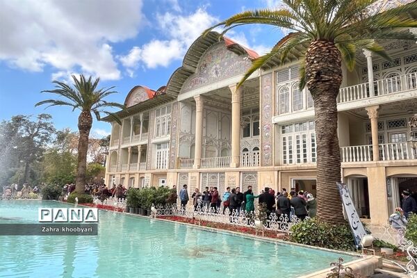 عمارت کلاه فرنگی  و باغ عفیف آباد شیراز