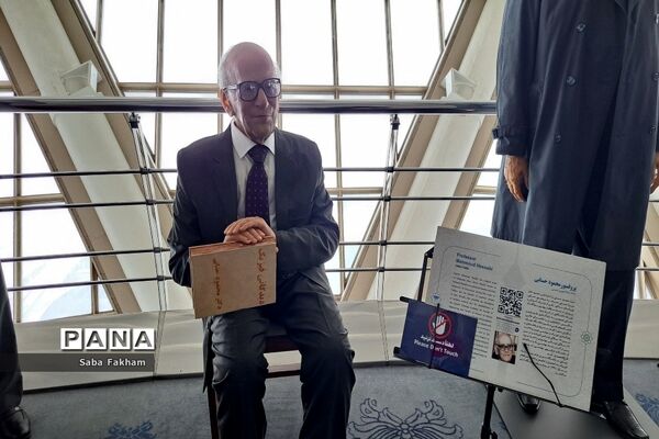 برج میلاد، مشهورترین جاذبه‌ گردشگری در استان تهران