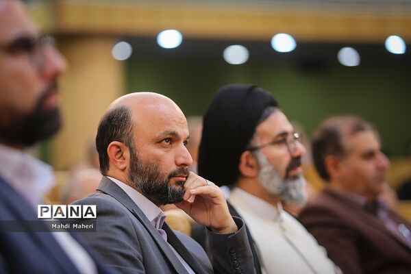 گردهمایی مدیران و کارگزاران دولت در سال جدید