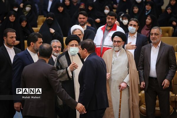 گردهمایی مدیران و کارگزاران دولت در سال جدید