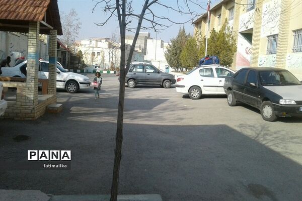 بازدید اعضای ستاد خدمات سفر شهرستان فیروزکوه  از مراکز اسکان آموزش و پرورش