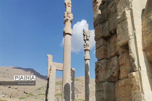 تخت جمشید