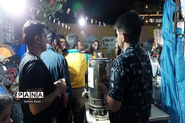 بازدید مدیرکل آموزش و پرورش و نماینده مردم شیراز در مجلس شورای اسلامی از ستاد اسکان مسافران نوروزی ناحیه چهار شیراز