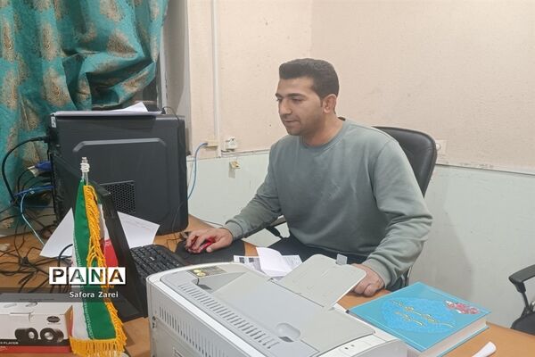 بازدید مدیرکل آموزش و پرورش و نماینده مردم شیراز در مجلس شورای اسلامی از ستاد اسکان مسافران نوروزی ناحیه چهار شیراز