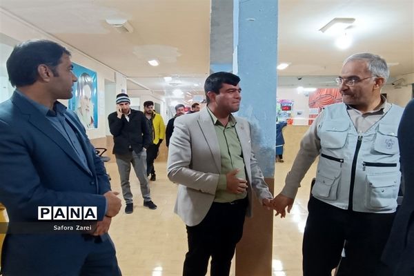 بازدید مدیرکل آموزش و پرورش و نماینده مردم شیراز در مجلس شورای اسلامی از ستاد اسکان مسافران نوروزی ناحیه چهار شیراز