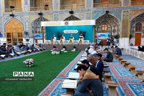 محفل ترتیل‌خوانی قرآن در حرم حضرت امام علی(ع)