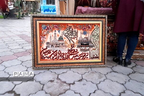 برگزاری غرفه صنایع‌دستی در شهرستان میانه