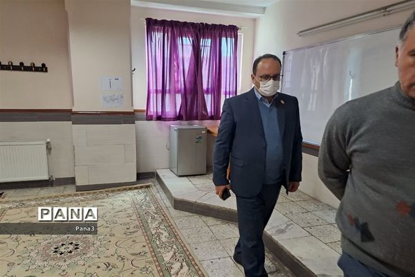 بازدید نظارتی مدیر آموزش ‌و پرورش منطقه ۳ تهران از ستاد اسکان نوروزی این منطقه