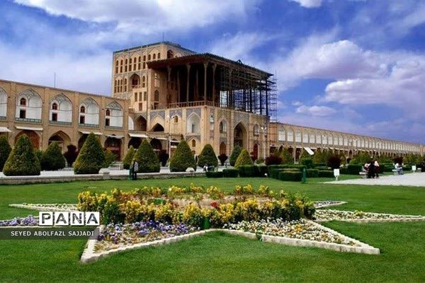 میدان نقش جهان جلوه‌گر معماری ایرانی اسلامی