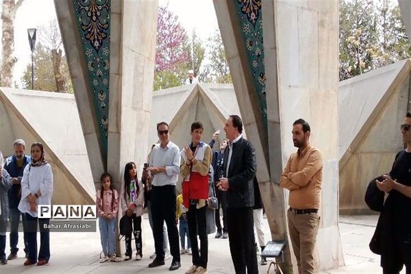 آرامگاه خیام نیشابوری در نیشابور