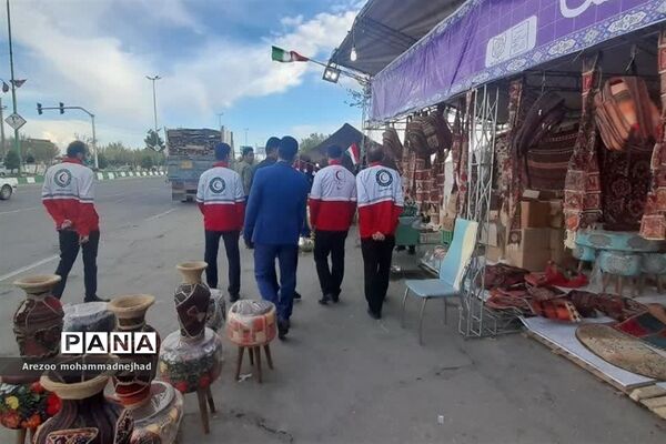 بازدید مدیرعامل جمعیت هلال احمر استان تهران از پست نوروزی جوانان شهرستان قرچک