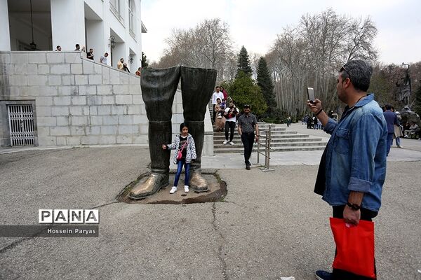 گردشگران نوروزی در مجموعه فرهنگی‌تاریخی سعدآباد