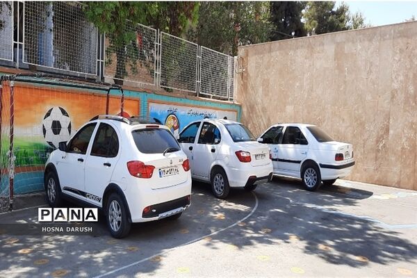 طرح جهادگران تکریم با حضور دانش‌آموزان عضو سازمان دانش‌آموزی
