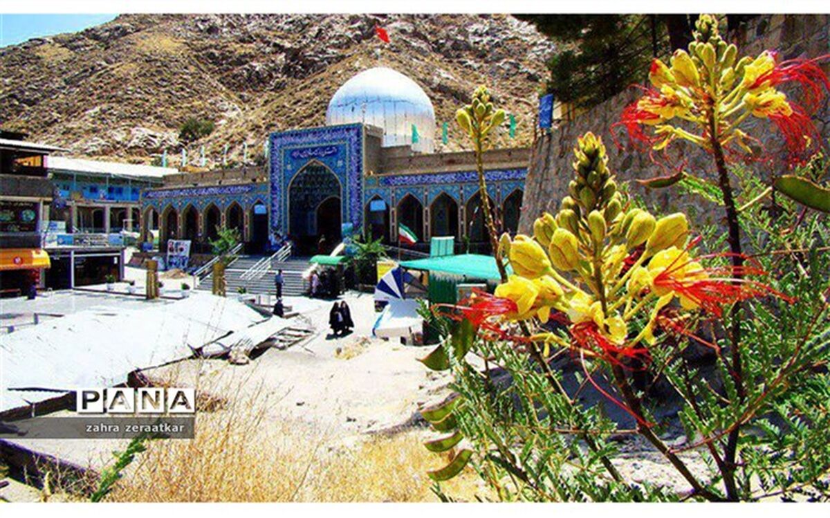 آرامگاه خواجه مراد مکانی زیارتی و تفریحی در مشهد است