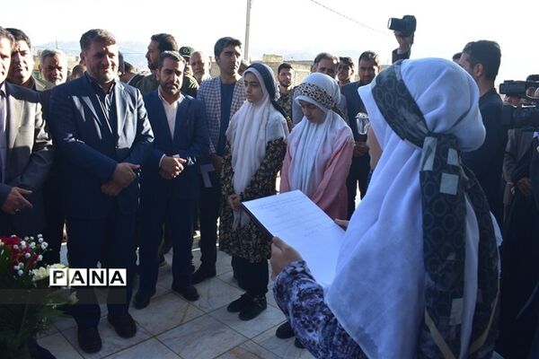 نشست مشترک استاندار یزد با جمعی از فرهیختگان شهرستان بهاباد