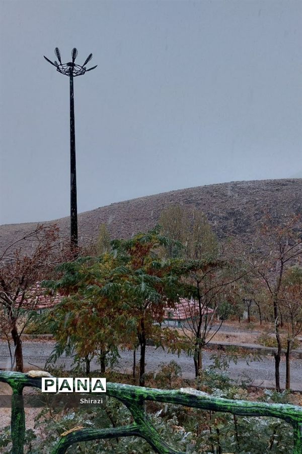 چشمه ماری جاذبه‌ای دیدنی  در شهرستان بویین و میاندشت