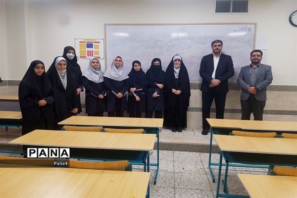 آماده سازی  دبیرستان دوره اول سردار شهید حاج قاسم سلیمانی توسط دانش‌آموزان