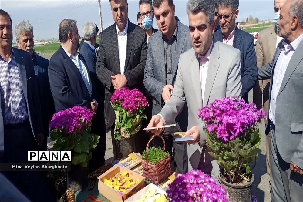 بازدید مسئولان ‌شهرستان پیشوا از ستاد خدمات سفرهای نوروزی