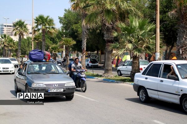 گردشگران نوروزی در ساحل بندر بوشهر-2