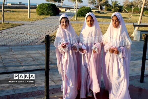 جشن دانش‌آموزان روزه اولی در بوشهر