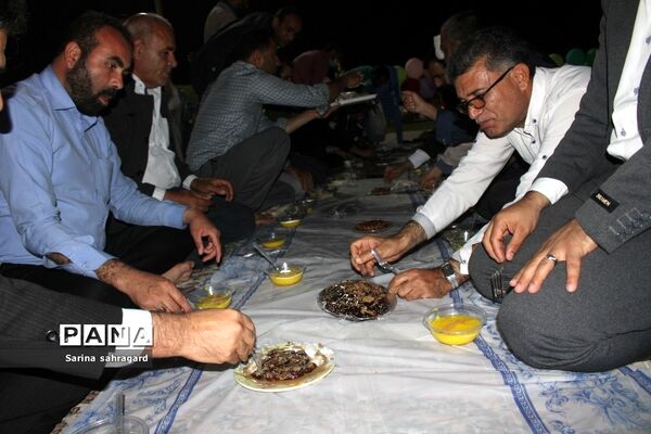 جشن دانش‌آموزان روزه اولی در بوشهر