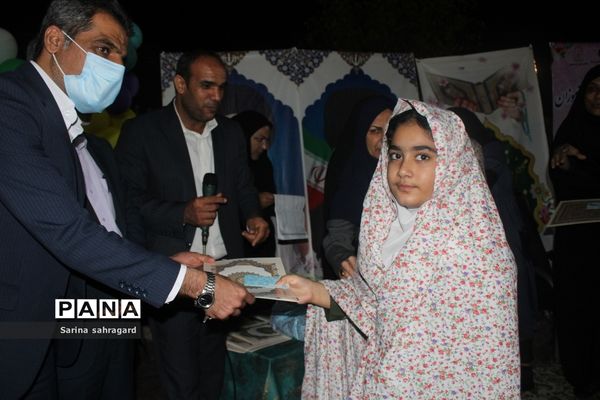 جشن دانش‌آموزان روزه اولی در بوشهر