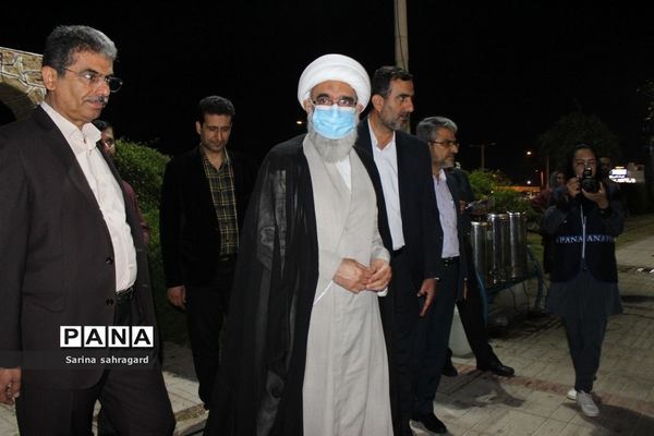 جشن دانش‌آموزان روزه اولی در بوشهر