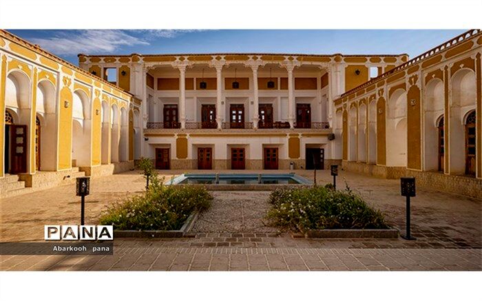 عمارت قجری یکی از جاذبه‌های گردشگری ابرکوه به روایت خبرنگار پانا/فیلم