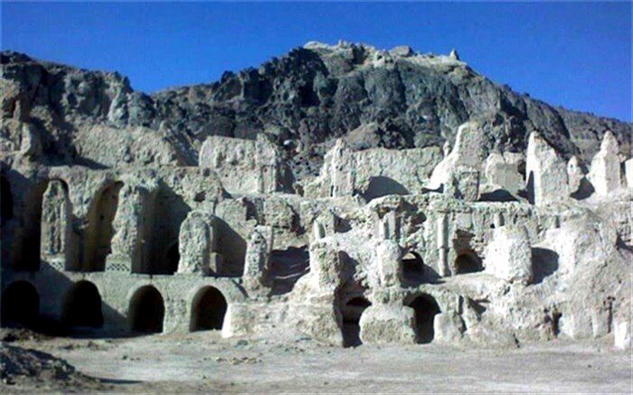 کوه خواجه، مقدس در میان ادیان مختلف/فیلم