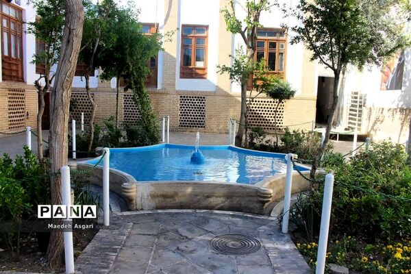 بیت تاریخی امام خمینی(ره) در قم
