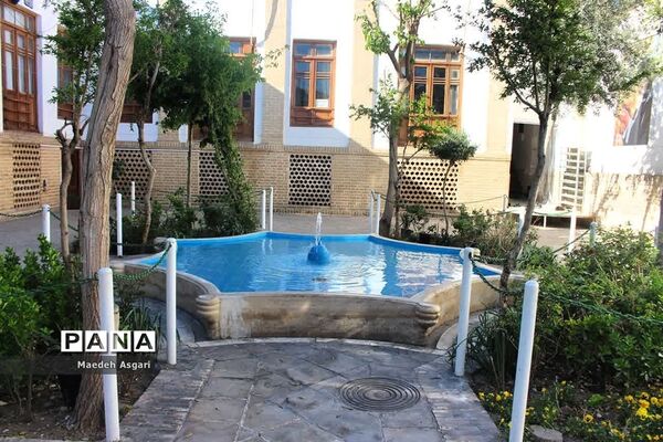 بیت تاریخی امام خمینی(ره) در قم