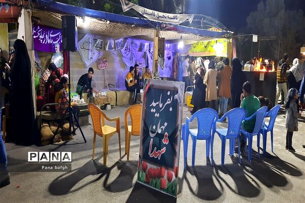 هوای ایثار و فداکاری در کافه «نخل قامتان» پارک تفریحی آهنشهر بافق