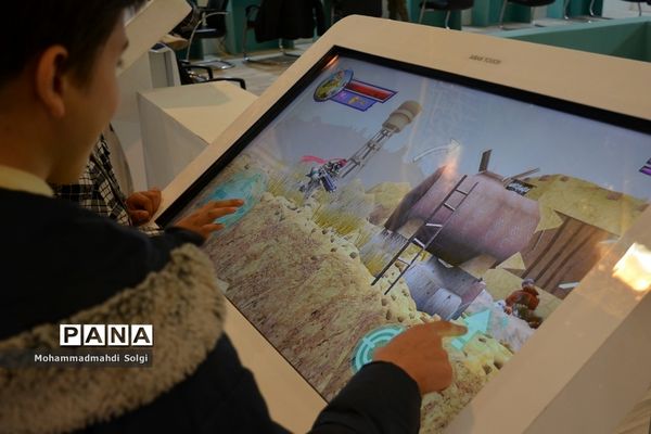 حضور سراسر نشاط خانواده‌ها و دانش‌آموزان در سی‌امین نمایشگاه بین المللی قرآن کریم