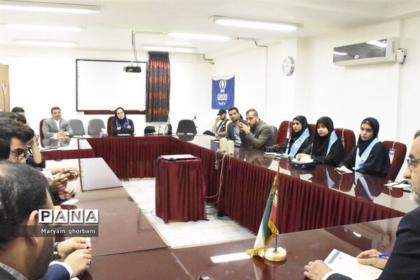 دیدار نماینده مجلس شورای اسلامی با اعضای سازمان دانش‌آموزی مازندران