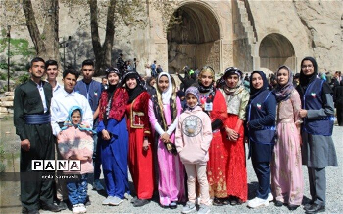 تبریک  دانش‌آموزان خبرنگار پانا  استان کرمانشاه به مناسبت آغاز سال نو/فیلم