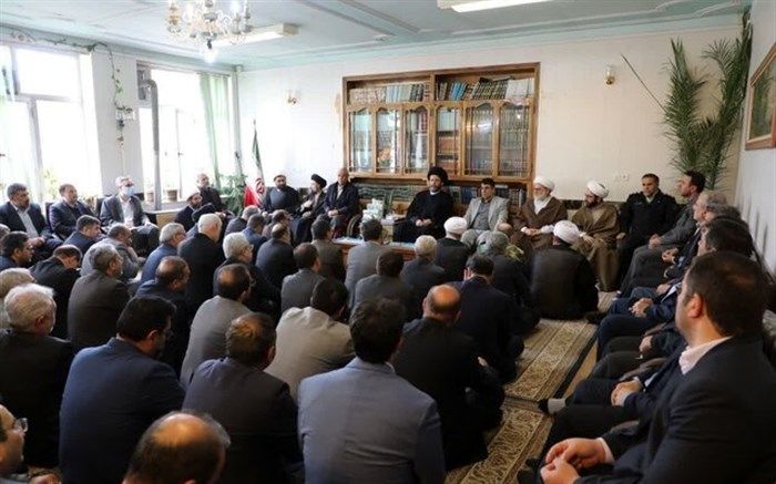 برخورد‌ها با ارباب رجوع نباید زمینه‌ساز بدبینی مردم شود