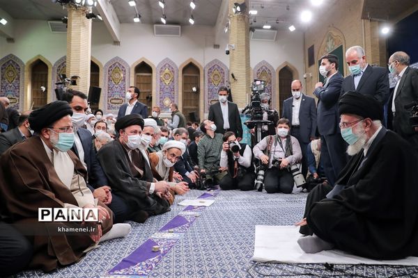 دیدار مسئولان و کارگزاران نظام با رهبر انقلاب