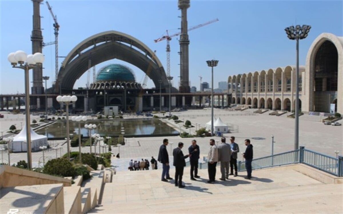 بازدید تشکل‌های نشر از محل برگزاری سی‌وچهارمین نمایشگاه بین‌المللی کتاب تهران