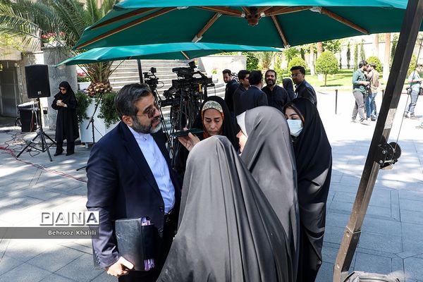 حاشیه جلسه هیات دولت